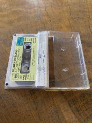 BARBRA STREISAND - A COLLECTION GREATEST HITS AND MORE - KASET