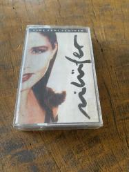 NİLÜFER - YİNE YENİ YENİDEN - KASET