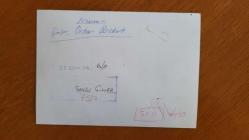 TÜRKİYE CUMHURİYETİ ESKİ BAŞBAKANI TANSU ÇİLLER'İN ORİJİNAL FOTOĞRAFI - 18 x 12,5 cm EBADINDA - TANSU ÇİLLER, ERZURUM'DA YANINA GETİRİLEN 2 ÇOCUĞU KOLLARI ARASINA ALIP SEVDİĞİ ANLARDA ÇEKİLMİŞ BİR FOTOĞRAF. (ORHAN BOZKURT. EKİM 1994)