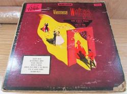 KLASİK MÜZİK 33 Lük LP.-Viennese Waltzes*Berlin Symphony Orchestra.....