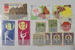 Bir Kartelada Yabancı Damgalı Pullar