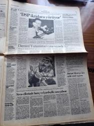 Cumhuriyet Gazetesi - Turkish Newspaper - 5 Eylül 1994 - polis Barış haftası etkinliklerine katılmak isteyen sanatçıları karakola götürdü - Ali Rıza Dizdar Lale Mansur Atıf Yılmaz Orhan Alkaya Jülide Kural Şanar Yurdatapan gözaltına alındı Fotoğrafı - Bülent Ecevit'in iktidara yürüyüş planı - İstanbul'da tangolu geceler - Profesör Uğur Derman öldü - Cumhurbaşkanı Süleyman Demirel Macaristan'a gidiyor - terörle mücadele mi fikirle mücadele mi yazan İlhan Selçuk - Sivas Kongresi törenlerine katılan  Murat Karayalçın yanlış hesap peşinde koşanları uyardı - Mehmet Sincar anıldı - CHP'li Ertuğrul Günay da DSP yolcusu - İngiltere başbakanı John Major IRA ile masaya oturmuyor - Rusya çeçen lider Dudayev'in istifasını istedi - Mehmet Ali Birand için yeni soruşturma - TRT müzesinde geçmişe yolculuk - Nejat Uygur tiyatrosu - Türkan Şoray ve Ekrem Bora Kadın severse de başrollerde Fotoğrafı - Zeki Alasya ve Metin Akpınar'ın başrollerini paylaştığı hastane dizisi Atv'de Fotoğrafı - Galatasaray