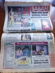 Sabah Gazetesi - Turkish Newspaper - 2 Haziran 1985 - Güney Petrol halkı dolandırdı - Mehmet Ali Ağca'yı idam etmemek için formül aranıyor - Papandreu Türk düşmanlığı yaparak bugünkü seçimi kazanacak - Fenerbahçeli taraftarlar Sakıp Sabancı'nın sattığı biletleri kapıştı Fotoğrafı - İstanbul'da en temiz Deniz Kilyos Şile Çınarcık ve Arnavutköy - migros'ta değişen fiyatlar - cinsel sorunlarınız yazan psikolog doktor Arthur Stone - İngiltere'de takvim güzel seçilen Janine James Fotoğrafı - Turgut Özal bakanlarını intihan ediyor - İş Bankası Pirelli ile ortak çelik tesisi kuracak - bu gece seninim oynayanlar Simone Pelei Claudio Aliotti Foto Roman - Gönül abla Dert köşesi - James Bond çizgi roman - Fenerbahçe sahasında Antalyaspor'u yenerse şampiyonluk turu atacak - Beşiktaşlılar Ankara'ya giderken inşallah bu deplasmanı boşuna yapmıyoruz dediler - Ayten Gökçer ve Çetin Tekindor tarla kuşu adlı televizyon oyununun çekimlerinde Fotoğrafı - Füsun Erbulak ve Füruzan kitapları en çok okunanlar