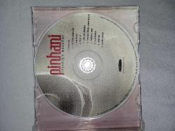 Cd Pinhani inandığın masallar albümü. Orijinal. Disk 10 üzerinden 9.5 sorunsuz çalışıyor koleksiyonluk