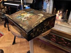 1900 başları Fransız el boyama Hattat yazı kutusu 30,5 cm 25 cm 9,5 cm ölçülerinde