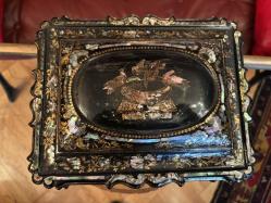 1900 başları Fransız Sedef işlemeli dikiş kutusu 31 cm 26 cm 16 cm ölçülerinde