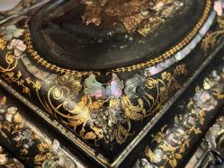 1900 başları Fransız Sedef işlemeli dikiş kutusu 31 cm 26 cm 16 cm ölçülerinde