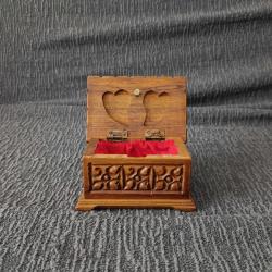 Ahşap Malzemeden El Yapımı Takı Kutusu