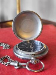 Sovyet Dönemi Nadir Renk Köstekli Kurmalı