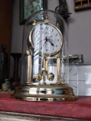 Cam Fanus Regal Antika Masa Saati