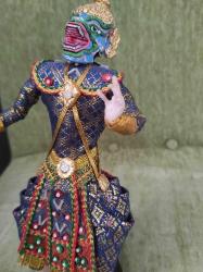 TAYVAN GELENEKSEL KIYAFETLİ FİGÜR