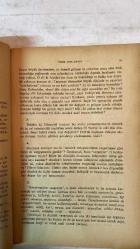 TÜRK DİLİ, AYLIK DİL VE YAZIN DERGİSİ - KASIM 1981 SAYI: 359 ŞERAFETTİN TURAN - ALİ DÜNDAR - ALİ YÜCE - ÖMER ASIM AKSOY - DOĞAN IŞIKSAÇAN - AYHAN GÜLSOY - BAHRİ SAVCI - KAYA DEMİRAL - MUZAFFER UYGUNER - ABDULLAH AKAY - NESRİN ERTEK - TÜLAY BETÜL ER - ÖZBEK İNCEBAYRAKTAR - ASİYE ERTÜRK - SAMİ N. ÖZERDİM - GÜL İNCEBAYRAKTAR - SUBUTAY HİKMET - BAYRAM FALAKALOĞLU - SATI ERİŞEN - AHMET ÇAKIR - ŞAHİNKAYA DİL - CAHİT KÜLEBİ - ANIL ÇEÇEN - NUMAN KARTAL - MEHMET AYDIN - M. Ş. ONARAN - H. AVNİ CİNOZOĞLU - ÖZCAN YALIM  YAŞAYAN ATATÜRK - ATATÜRK TUTUCULUĞA MI YÖNELMİŞTİ? - TEMEL İLKE: DEMOKRASİ - ÇOK YÖNLÜ ÖNDER - ÇAĞDAŞLIK VE ATATÜRK - ATATÜRK VE İDEOLOJİ - KEMALİZME YAKLAŞIMLAR - ŞİİRLER - BOMBAJI - YENİ BİR SINAVA HAZIRLANIRKEN - ÖLMEYEN - MUSTAFA KEMAL KOCATEPE’DE - ATATÜRK DE BÜYÜYOR BİZİMLE - MUSTAFA KEMAL ATATÜRK - ATATÜRK HALK ÖNDERİ - KOCATEPE SÖYLENCESİ - UZUN YOL - SULTANLARIN ÖYKÜSÜ VE BATIK GEMİ - YARIŞMA - TÜRKLÜĞÜN KÜLTÜR AYNASI - DEVRİMCİ ATATÜRK ARAM -  TAM TAKIM EKSİKSİZ 94 SAYFA