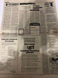 TERCÜMAN GAZETESİ - DOĞUM GÜNÜ HEDİYESİ (TURKISH NEWSPAPPER) - 12 OCAK 1979 - SADECE TEK YAPRAKTIR -Christopher-Ecevit-Fahir Armaoğlu-Oya Özden-Tamer Özdemir-Fethi Okyar-Ahmet Kabaklı-Rauf Tamer-Devlet Ertürk-Fatma Şeref Çoban-ABD az verip çok istiyor-ABD Dışişleri Bakan Yardımcısı Ankara’da temaslarına başladı-Ecevit ZDF televizyonunun 5 sorusunu cevaplandırdı-ABD neler istiyor-ABD ne veriyor-Türkiye ABD’nin 300 milyon dolarlık yardımını yeterli bulmuyor-Kahve basıp ülkücü gençleri vuran Dev-Gençli 5 militan yakalandı-Türkeş Ecevit sıkıyönetim komutanlarının yetkilerini gasp ediyor dedi-CHP’li Alpaslan’ın kardeşlerine ait motel fuhuş yaptırıldığı iddiası ile kapatıldı-Kamboçya kurtarıldı-Şah Taht benimdir bırakmayacağım-Yüksek Mahkeme Butto hakkındaki idam cezasını yerinde buldu-Haddam Yemen’deki çatışmayı ABD kışkırtıyor-NATO’da görevi bir kadının çok önemli bazı belgelerle Doğu Almanya’ya sığındığı doğru-İngiltere Genelkurmay Başkanı Ankara’ya geldi-Çağlayangil Eurovision’dan çekilm