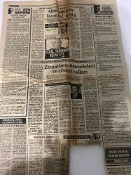 TERCÜMAN GAZETESİ - DOĞUM GÜNÜ HEDİYESİ (TURKISH NEWSPAPPER) - 20 OCAK 1986 - SADECE TEK YAPRAKTIR -Cihat Akyol-Sevket Kabaklı-Ahmet Şenova-Yılmaz-Kenan Evren-Mübarek-Ebu Fırat-Rauf Tamer-Ali Nail Erdem-Celal Yardımcı-Turgut Topbaş-İsrailin Türkiyede gözü var-Mısır ile savunma işbirliği-Atina suskun-Esnafın yazar kasa problemini çözen Tercümanı-Konzi söz vermişti TBMM yerine getirsin-SHP af teklifini düzeltiyor-Bugüne kadar çektiklerim en büyük ceza-Anlamlı jest Evren’den Mübarek’e Kadeş Anlaşması hediye edildi-İşte Nilden Fırata büyük İsrail-Kontrgerilla-Kanlı kardeş kavgası-Liderlerin sömestr karnesi-24 Ocak-24 Ocak kararlarını hazırlayanlar uygulayanlar bilim adamları anlatıyor-Duyduk duymadık demeyin fıstık geliyor bekleyiniz-Bulgaristandan iltica eden 3 Türkle irtibat sağlanamadı-Milli Piyango çekildi-Gün ışığında-Gulüş ahenk filim bitti-Albümden bir fotoğraf düştü-Celal Yardımcı vefat etti-Ziraatimizin meseleleri ve çözüm yolları-Demokrasi yarıştır-Af üzerine-Devlet ve itimat-Öğr