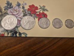 Kuzey Kore Bahçe Bitkileri Hatıra Para Seti