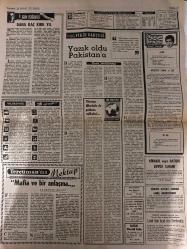 TERCÜMAN GAZETESİ - DOĞUM GÜNÜ HEDİYESİ (TURKISH NEWSPAPPER) - 26 ARALIK 1971 - SADECE TEK YAPRAKTIR -Kemal Ilıcak-Celal Yardımcı-Rauf Tamer-Saadettin Çulcu-Memur maaşında yine kısıntı olacak-Mali Denge Vergisi ile maaşlardan 350 liraya kadar kısıntı yapılacak-Erim Kıbrıs için 5li toplantı hazırlığı var-Atabeyin yeni yıl müjdesi bol su-Rahman Dakkaya dönüyor-Yıldırım düşen evde üç kişi canverdi-15 Ocaktan sonra İstanbul yüzde 50 fazla su verilecek-İstanbul semalarında görülen ismin göktaşı olduğu açıklandı-Mafya-Bu kitap Türkiyede kıyametler koparacak-Doğuda soğuklar artınca grip salgın halini aldı-Bitliste dükkanlar dört gün kapalı kaldı-Aynı yerden dereye uçan iki otobüsün sekiz yolcusu öldü-Daha kaç kırk yıl-Yazık oldu Pakistana-Titonun ülkesinde de patlama eğilimleri-Yıldızınız ne diyor-Tercümandan mektup-Mafya ve bir anlaşma-Kiralık veya satılık büyük işhanı-Türkiye Kızılay Derneği genel merkezinden-Türkiye Çimento Sanayii T A Ş Lastik Sevk Bandı İmal Ettirilecektir-Satılık müstak