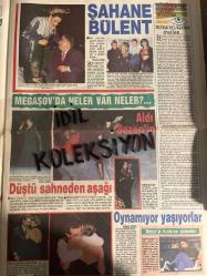 HAFTA SONU GAZETESİ - DOĞUM GÜNÜ HEDİYESİ (TURKİSH - NEWSPAPER) - TAM TAKIM 16 SAYFADIR -  14 OCAK 1994 - Sayı: 2 - Lale Mansur-Meral Orhonsay-Can Gürzap-Aylin Livaneli-Bekir Çoşkun-Erol Atar-Doğancan Akyürek-Lady Güngör Berichi-Erkan Özerman-Sibel Boronkay-Bülent Nargaz-Efe Özal-Mustafa Taşpınarlı-Muazzez Abacı-Kibariye-Fuat Güner-Şenol Said-Oya-Bora-Rüya Ersavcı-Arif Sağ-Belkıs Akkale-Zeynep Gül Onay-Orhun Ene-Hakan Yörükoğlu-Ayşen Gruda-Fatma Bacı-Esin Moralıoğlu-Neslihan Yargıcı-Şehnaz Dilan-Yalçın Menteş-Seyhan Soylu-Aram Gülyüz-Lale ve Hıdır ekşi-Şebnem Arda-Bülent Bilgiç-Semra Gunem-Seyyal Taner-Murat Batum-İlknur Bozkurt-Necef Akra-Ahmet Uğurlu-Defne Halman-Semra Gunem-Seyyal Taner-Seyfi Dursunoğlu-Can Gürzap-Gökben-Deniz Türkali-Harun ve Eşref Kolçak-Güler Kazmacı-Seda Sayan-Ahu Tuğba-Cem Karaca-Türkan ve Nazan Şoray-Yonca Evcimik-Ediz Hun-Enis Fosforoğlu-Mazhar Alanson-Mustafa Kekeva-İlhan İrem-İsmet Üstekin-Nermin Adak-Lale Belkıs-Gülen Andak-Selmi Andak-Lale Oraloğlu-Hulki