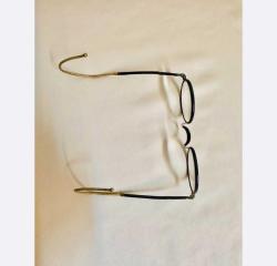 Eski gözlükler - lensler - bir kutuda. Fr. Mašín, Prag 1, Malá Karlova 149 Orijinal Başlangıç ​​boyutu: 4,2 cm, orta boyut 11,8 cm Çanta içinde esnaf gözlüğü