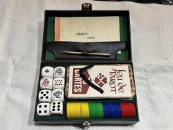 Antika Fransız tarot ve oyun kağıtları orijinal kutusunda