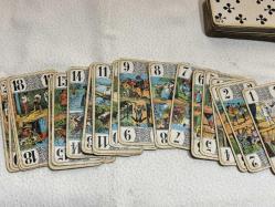 Antika Fransız tarot ve oyun kağıtları orijinal kutusunda