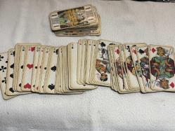 Antika Fransız tarot ve oyun kağıtları orijinal kutusunda