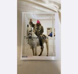 leg, snails and peaches