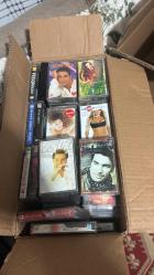 Yerli Yabancı kasetler 174 Adet Yılmaz morgül,Serdar ortaç, Seda Sayan, Ebru gündeş,Kayahan Seher dilovan,Sait uçar,Lara,Fedon Nadide sultan,Kibariye,Firdevs, Mustafa Sandal,Aşkın nur yengi İbrahim Erkal,Ceylan,Gülşen,Çelik Muazzez Ersoy,Hakan taşıyan Lerzan mutlu,Uğur ışılak Metin Şentürk,Sibel Can,Beyaz Bahadır Aydoğan,Rober hatemo Davut güloğlu,İzzet yıldızhan Hakkı Yalçın şarkıları,Selçuk Adnan şenses,Yıldız tilbe Mahsun Kırmızıgül,Esra Özmen Hamiyet,Hülya Polat,Sinan Özen Tanrıverdi,Ebru yaşar,Ahmet kaya Sezen Aksu,Harun Kolçak, Levent Yüksel,İlhan şeşen,İlhan İrem Sadettin kaynak,oya&Bora Münir Nurettin Selçuk Yerli yabancı, Karışık şarkılar