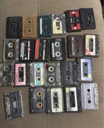 Yerli Yabancı kasetler 174 Adet Yılmaz morgül,Serdar ortaç, Seda Sayan, Ebru gündeş,Kayahan Seher dilovan,Sait uçar,Lara,Fedon Nadide sultan,Kibariye,Firdevs, Mustafa Sandal,Aşkın nur yengi İbrahim Erkal,Ceylan,Gülşen,Çelik Muazzez Ersoy,Hakan taşıyan Lerzan mutlu,Uğur ışılak Metin Şentürk,Sibel Can,Beyaz Bahadır Aydoğan,Rober hatemo Davut güloğlu,İzzet yıldızhan Hakkı Yalçın şarkıları,Selçuk Adnan şenses,Yıldız tilbe Mahsun Kırmızıgül,Esra Özmen Hamiyet,Hülya Polat,Sinan Özen Tanrıverdi,Ebru yaşar,Ahmet kaya Sezen Aksu,Harun Kolçak, Levent Yüksel,İlhan şeşen,İlhan İrem Sadettin kaynak,oya&Bora Münir Nurettin Selçuk Yerli yabancı, Karışık şarkılar