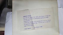 KRAL III. CHARLES'IN (CHARLES PHILIP ARTHUR GEORGE) PRENSES DIANA İLE ORİJİNAL 2'Lİ HABER AJANSI BASIM FOTOĞRAFI SETİ - NEWS AGENCY PHOTO (2) OF CHARLES III, (CHARLES PHILIP ARTHUR GEORGE) - 25 x 20 cm EBADINDA - LORDLAR KAMARASI'NI FETHEDEN LEYDİ... PARLAMENTO AÇILIŞINDA EN ZORLU SINAVINI VEREN VE MUHTEŞEM BİR ŞEKİLDE ÜSTESİNDEN GELEN GALLER PRENSESİ. BUGÜN (5 KASIM) PRENSES'İN GELECEK HAZİRAN AYINDA BİR BEBEK BEKLEDİĞİ AÇIKLANDI. BEBEK, TAHTA İKİNCİ SIRADA YER ALACAK. 1981 - (THE LADY WHO CONQUERED THE LORDS... THE PRINCESS OF WALES WHO HAD HER TOUGHEST TEST AT PARLIAMENT'S OPENING AND COPED MAJESTICALLY. IT HAS BEEN ANNOUNCED TODAY (NOVEMBER 5TH) THAT THE PRINCESS IS EXPEXTING A BABY NEXT JUNE. THE BABY WILL BE SECOND IN LINE TO THE THRONE. 1981)