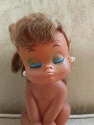 Vintage Oyuncak Bebek