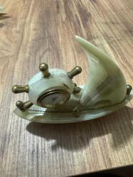 Nostaljik Oniks Mermer Denizci Ofis  Masa Saati - Yelkenli Figürlü Çalışır durumda  Boy 13 cm Yükseklik 11 cm