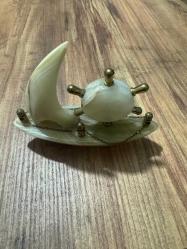 Nostaljik Oniks Mermer Denizci Ofis  Masa Saati - Yelkenli Figürlü Çalışır durumda  Boy 13 cm Yükseklik 11 cm