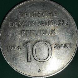 ALMANYA  1974  10  MARK  HATIRA 25 yıl GDR, Arma