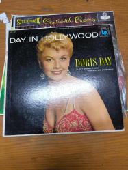 DAY İN HOLLYWOOD