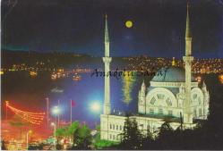 İstanbul - Dolmabahçe Camii ve Boğaz / Keskin Color