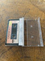 UNFORGETTABLE VOL. 2 - 18 CLASSIC SONGS OF LOVE - KASET