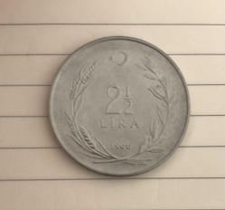 1966 MADENİ 2,5 LİRA - KENAR YAZILARI - ** TERS **  / ÇİLL