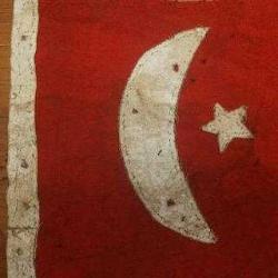 ANTİKA ÇOK ESKİ ASKER GÖĞÜS CEBİ BAYRAĞI. NADİR. KOLEKSİYONLUKTUR. FIRSAT.