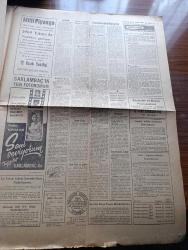 Akşam Gazetesi - Turkish Newspaper - 10 Ocak 1969 - anayasayı koruma tasarısı meclise verildi - komandoculuk ihtilal getirir - İsmet İnönü fikirler zorla ve saldırı ile yürütülemez - Ortadoğu Teknik Üniversitesi tatil oldu orman fakültesi yurdu işgal edildi - Deniz Ulaş İş sendikası tarafından alınan grev kararı uygulanmaya başladı Fotoğrafı - Yılın en başarılı sanatçıları - en iyi oyun yazarı Melih Cevdet Anday Fotoğrafı - en iyi erkek oyuncu Münir Özkul Fotoğrafı - 1967 1968 tiyatro sezonunun en iyi kadın oyuncusu seçilen Nisa Serezli Fotoğrafı - en iyi rejisör Sermet Çağan Fotoğrafı - üniversitede öğrenciler yönetime katılacak - Türkiye'de eğitim sorunu ve sosyalizm yazan Çetin Altan - Üç hilalli komandolar yazan Altan Öymen - işte kıyılan 2 öğretmen bir arada Birisi TÖS'ün eski genel başkanı Feyzullah Ertuğrul öteki yazarımız Mahmut Makal - Türkan Şoray'ın fiyatı tepki yarattı Fotoğrafı - Avni Anıl film müziğine başladı Fotoğrafı - Ogün Altıparmak futbolu bırakacağım dedi fotoğraf