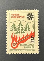 Türk Pulu - Turkish Stamp -  Postadan Geçmiş Pul Filateli - ORMANLARIMIZI KORUYALIM TEMALI PUL,5 LİRA- Türkiye Cumhuriyeti - NOSTALJİK DOĞUM GÜNÜ HEDİYESİ