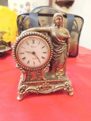 MS10---KURMALI ARIZALI BAKIM İSTER ESKİ MASA SAATİ