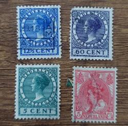 LOT.4 » Hollanda Damgalı klasik Kraliçe pulları