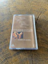 BÜLENT ORTAÇGİL İÇİN SÖYLENMİŞ BÜLENT ORTAÇGİL ŞARKILARI 1 / ŞARKILAR BİR OYUNDUR - ŞEBNEM FERAH / MAVİ SAKAL / MOR VE ÖTESİ... KASET