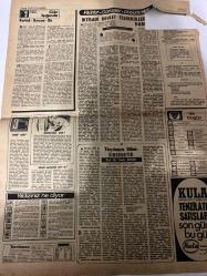 TERCÜMAN GAZETESİ - DOĞUM GÜNÜ HEDİYESİ (TURKISH NEWSPAPPER) - 18 MART 1974 - SADECE TEK YAPRAKTIR -Bülent Ecevit-Süleyman Demirel-Necmettin Erbakan-Mehmet Barış-Halit Kaya-Suna San-Ahmet Kabaklı-Prof Ahmet Kılıçbay-Prof Dr Süeda Moralı-Ham maddelerdeki artış oranında zamma izin var-Barzani çete savaşına başladı-Bir Irak tugayı pusuya düşürüldü 20 asker öldü-İşverenler Asgari ücretler gelişi güzel tespit edilemez-Akıl hastanesinde boş yer kalmadı-Ticari plakalar 40 50 bin lira arasında devrediliyor-Hükümet bir elle verdiğini diğeri ile geri alıyor-AP Zam ile şifa olmaz-Erbakan Hükümetin yapacağı büyük projeleri açıkladı-Plaka tahdidi için ne diyorlar-CHPdeki ihtilafın su yüzüne çıkması önlendi-At Mecliste Çarşamba günü ele alınıyor-Gün ışığında-İktisadi Devlet Teşekkülleri duruyor-Yüzyılımızın bilimi Sibernetik-Yıldızınız ne diyor-3 sual 3 cevap-Kerkük Barzani Biz-Arsa arıyorum-Kula mensucat fabrikası tenzilatlı satışlar son gün-Dans da zıplayıp şarkı söyleyenler akıl hastasıdır-Yarın