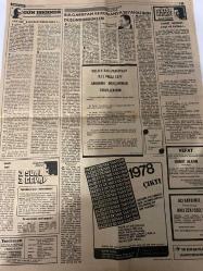 TERCÜMAN GAZETESİ - DOĞUM GÜNÜ HEDİYESİ (TURKISH NEWSPAPPER) - 29 AĞUSTOS 1977 - SADECE TEK YAPRAKTIR -Kenan AKIN-Ahmet Kabaklı-Prof. Dr. Faruk K. Timurtaş-Rauf Tamer-Sadettin Culcu-Celalettin Palta-Nazlı Ilıcak-Fikret Demir-Hamit Alkan-Hacı Zeki Özel-Kemal Ilıcak-İNAN IRAK’TAN ASİL TÜRK’E DE LİBYA’DAN ÖZEL ŞARTLARLA PETROL SAĞLAMAYA ÇALIŞIYOR-ÖZAL, BOĞAZ KÖPRÜSÜ’NÜN KORUNMASINI YETERSİZ BULDU-KADDAFİ, SEDAT’IN KORKULU RÜYASI-Mısır-Libya SAVAŞI’NIN İÇYÜZÜ-TEROTO 7. MURAT 131 ÇEKİLİŞİ YAPILDI-BULGARİSTAN VE ROMANYA SEYAHATİNİN DÜŞÜNDÜRDÜKLERİ-MALİYE BAKANLIĞINDAN %11 FAİZLİ 1977 SAVUNMA BORÇLANMASI TAHVİLLERİNİN-3 SUAL 3 CEVAP-FAZİLET DUVAR TAKVİMİ 1978 ÇIKTI-GÖZTEPE’DE YAKALANAN ANARŞİSTLER ÇEŞİTLİ EYLEMLERİ KOORDİNE ETMİŞ-KORUTÜRK, 30 AĞUSTOS TÖRENLERİNE İSTANBUL’DA KATILACAK-CUMHURBAŞKANI VE KKK-GÜN IŞIĞINDA-SÖZÜN KISASI-VEFAT-ACI KAYBIMIZ-BİR UÇAK BİN FELAKET-ORMAN YANGINLARI İLE İLGİLİ SORUŞTURMAYI 14 MÜFETTİŞ DURDURUYOR-GONG-Ekmek! İçin; Pazar günü de ekmek az!