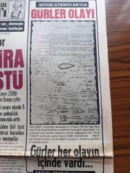 Gün Gazetesi - Turkish Newspaper - 3 Nisan 1973 - verginin getirdiğini zam götürüyor - geçen yılki bin lira 900 liraya düştü - Gaziantep Antalyaspor maçı dönüşü denize uçan arabadan 5 ceset çıkarıldı Fotoğrafı - Bülent Ecevit 12 mart'tan sonra kendilerine iktidara geçme teklifi yapıldığını açıkladı - Gürler olayı yazan Mehmet Kemal yazı dizisi - cumhurbaşkanlığı seçimi için 13. tur atıldı - Pala Mustafa Burası Mahmutpaşa çizen Aydın Aliustaoğlu - yayınlanan bildiriye göre Adalet Partisi başkanın ille de bizden olması gerekmez diyor - Hacı Hüsrev'in yankesici kadınları Ankara'da yakalandı Fotoğrafı - geçen yıl bugün Muhammed Ali Clay Foster'ı perişan etmişti Fotoğrafı - gırgır mizah sayfası - uyanık şoförün aşk hikayesi oynayanlar Melek Görgün Atilla Ergün Gökçe Güven Foto Roman - Taçlı Fahişe Teodora yazan Azmi Nihad Erman Yazı Dizisi - Keloğlan masalı çizen Ferit Öngören Yazı Dizisi - İstanbul'u titreten yakışıklı kabadayı ustura Kemal çizen Haldun Sevel - peygamber efendimizin hayatı