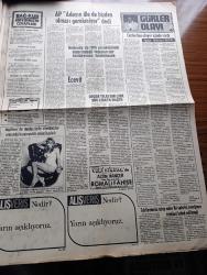 Gün Gazetesi - Turkish Newspaper - 3 Nisan 1973 - verginin getirdiğini zam götürüyor - geçen yılki bin lira 900 liraya düştü - Gaziantep Antalyaspor maçı dönüşü denize uçan arabadan 5 ceset çıkarıldı Fotoğrafı - Bülent Ecevit 12 mart'tan sonra kendilerine iktidara geçme teklifi yapıldığını açıkladı - Gürler olayı yazan Mehmet Kemal yazı dizisi - cumhurbaşkanlığı seçimi için 13. tur atıldı - Pala Mustafa Burası Mahmutpaşa çizen Aydın Aliustaoğlu - yayınlanan bildiriye göre Adalet Partisi başkanın ille de bizden olması gerekmez diyor - Hacı Hüsrev'in yankesici kadınları Ankara'da yakalandı Fotoğrafı - geçen yıl bugün Muhammed Ali Clay Foster'ı perişan etmişti Fotoğrafı - gırgır mizah sayfası - uyanık şoförün aşk hikayesi oynayanlar Melek Görgün Atilla Ergün Gökçe Güven Foto Roman - Taçlı Fahişe Teodora yazan Azmi Nihad Erman Yazı Dizisi - Keloğlan masalı çizen Ferit Öngören Yazı Dizisi - İstanbul'u titreten yakışıklı kabadayı ustura Kemal çizen Haldun Sevel - peygamber efendimizin hayatı