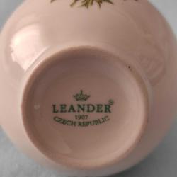 LEANDER PORSELEN (Çek Cum.) Kupa Formlu Mini Vazo