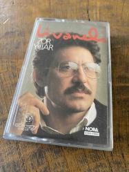 ZÜLFÜ LİVANELİ - ZOR YILLAR - KASET