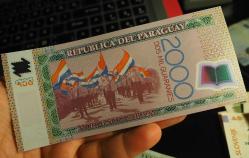 PARAGUAY 2.000 GUARANIES ÇİL POLİMER